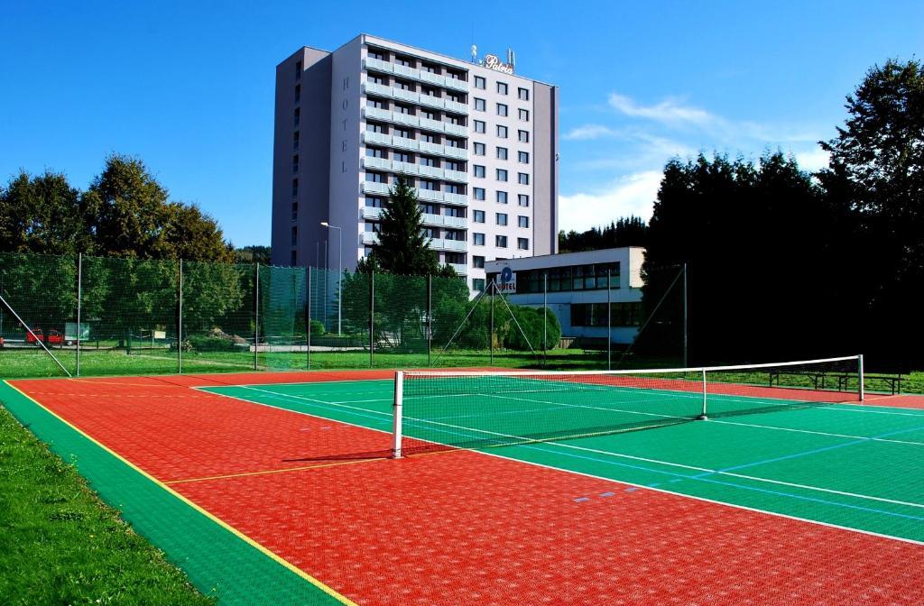 Hotel Patria Trutnov Eksteriør billede